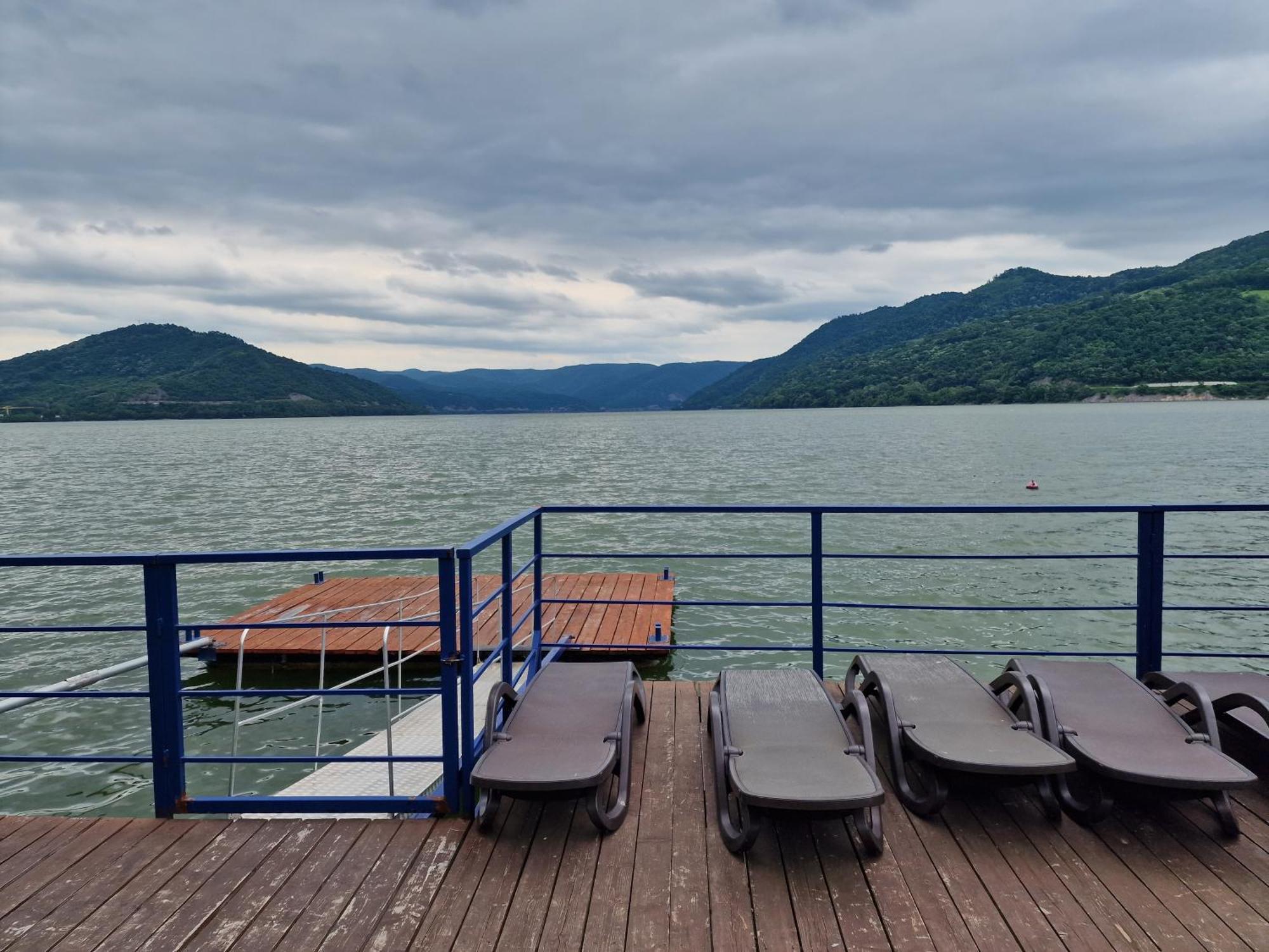 Casa Andrei Hotell Orşova Exteriör bild