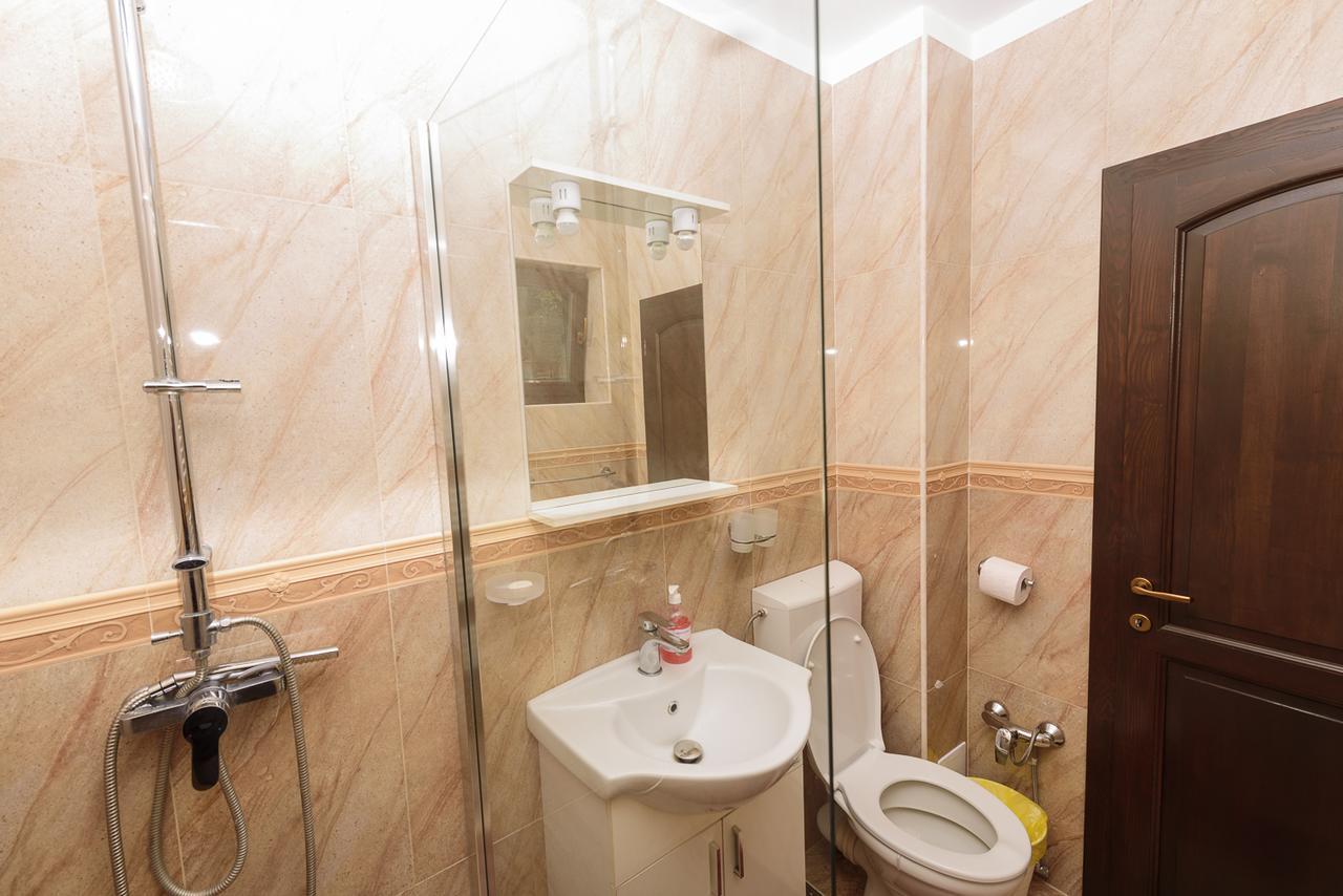 Casa Andrei Hotell Orşova Exteriör bild