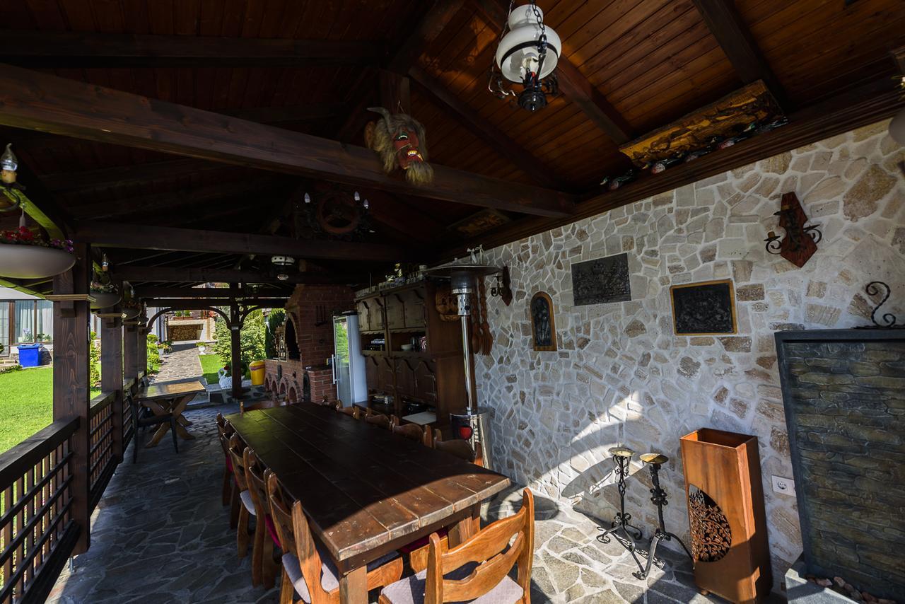 Casa Andrei Hotell Orşova Exteriör bild