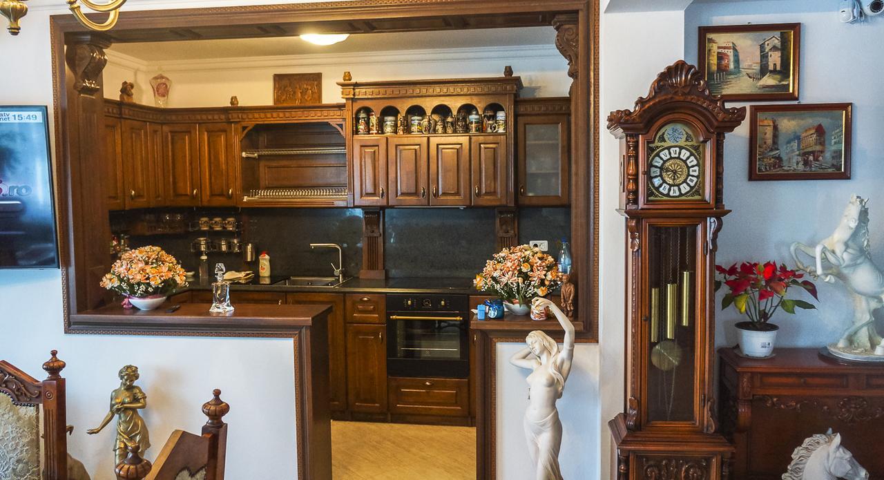 Casa Andrei Hotell Orşova Exteriör bild