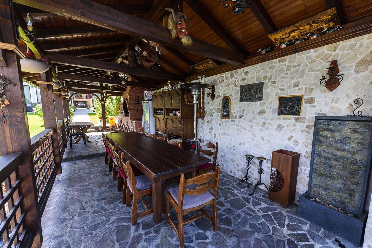 Casa Andrei Hotell Orşova Exteriör bild