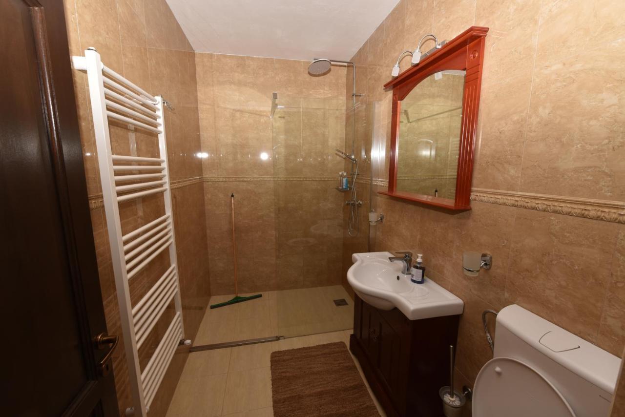 Casa Andrei Hotell Orşova Exteriör bild