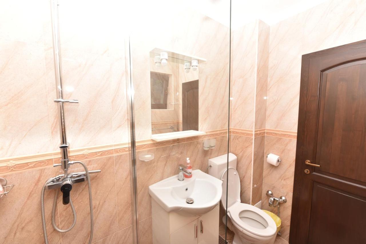Casa Andrei Hotell Orşova Exteriör bild