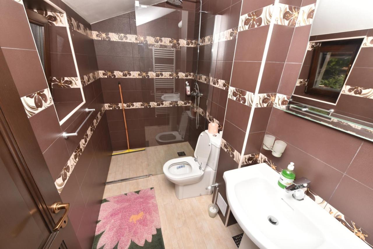 Casa Andrei Hotell Orşova Exteriör bild